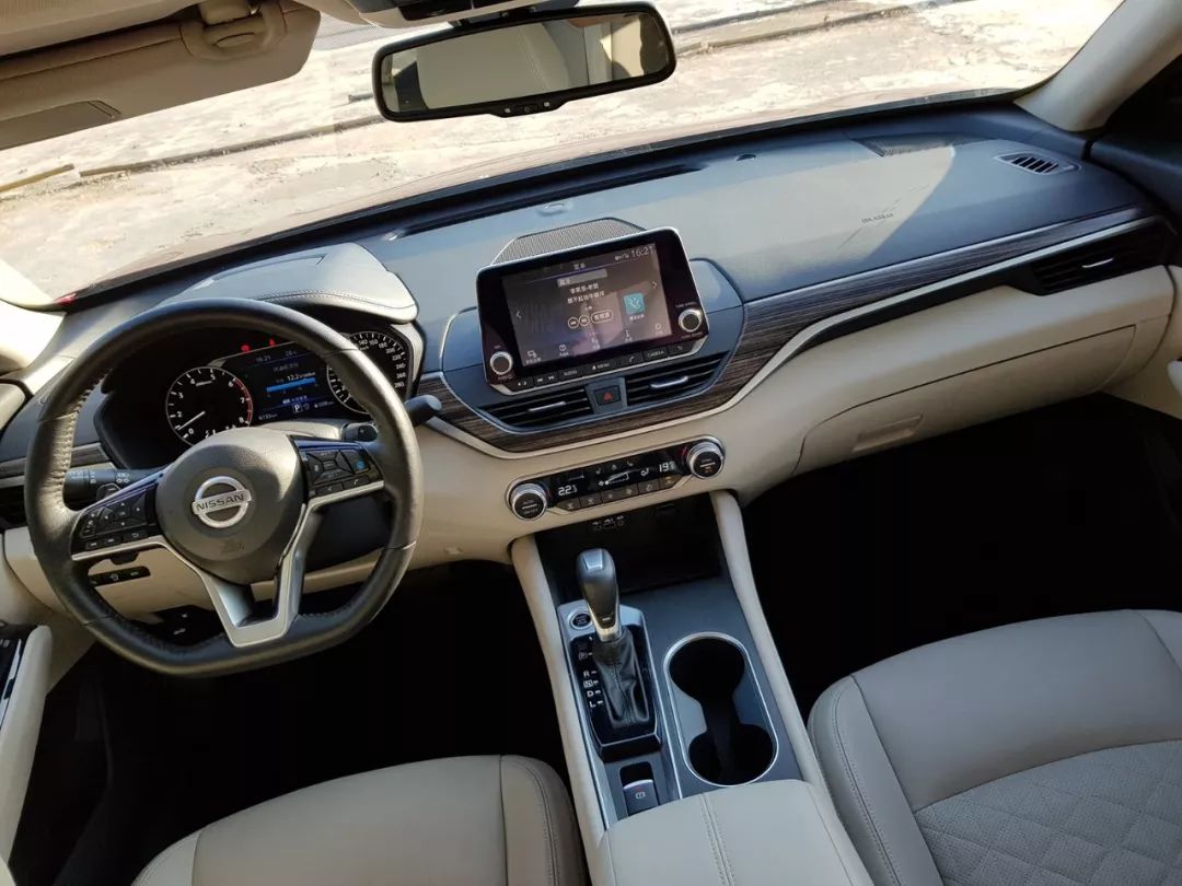 天籁2.0t252马力,一台天籁的成本造价