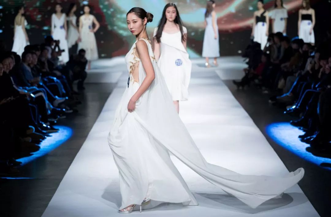 艺考模特需要准备哪些,高考模特艺考需要考什么