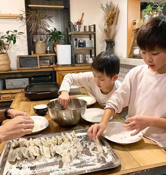 儿童房动手改造全过程,爸妈帮女儿改造儿童房