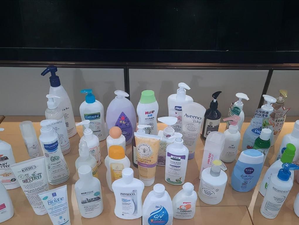 婴幼儿面霜是否有毒,婴儿霜里面的致癌物有哪些