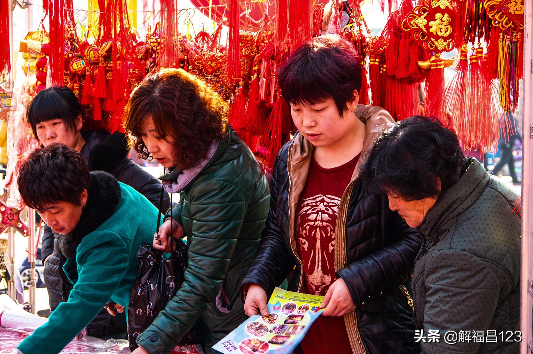 农民买东西惨遭忽悠,农民朋友购买农资产品注意事项