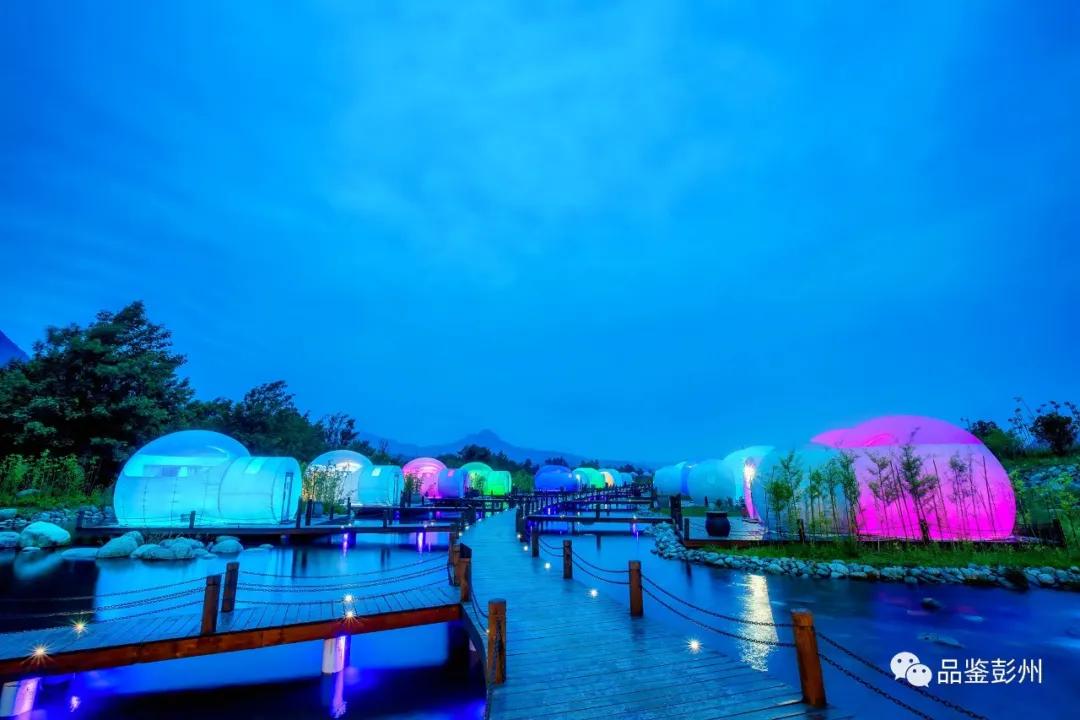 画一幅和足球有关的画简单图片,画一幅和足球相关的画