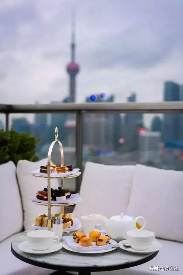 走走带你去看沿途的风景,深藏于魔都高端酒店里的下午茶