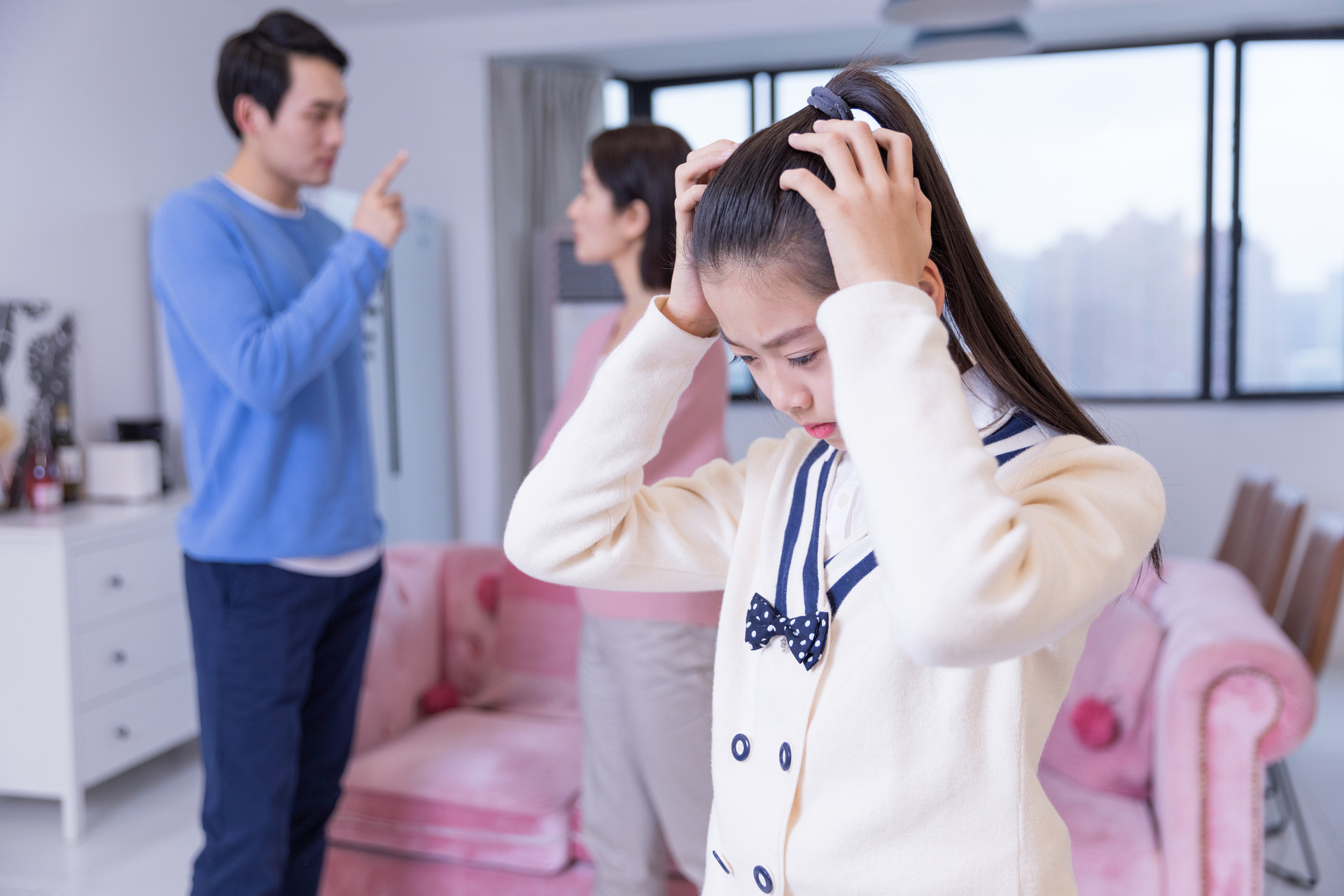 孩子上学来例假需要注意什么,孩子第一次来例假怎么和孩子沟通