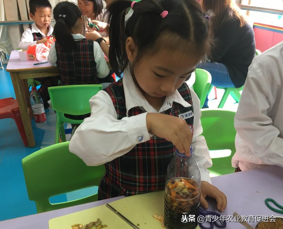 「活动回顾」「萌芽行动」瑞兴艺术幼儿园公益课