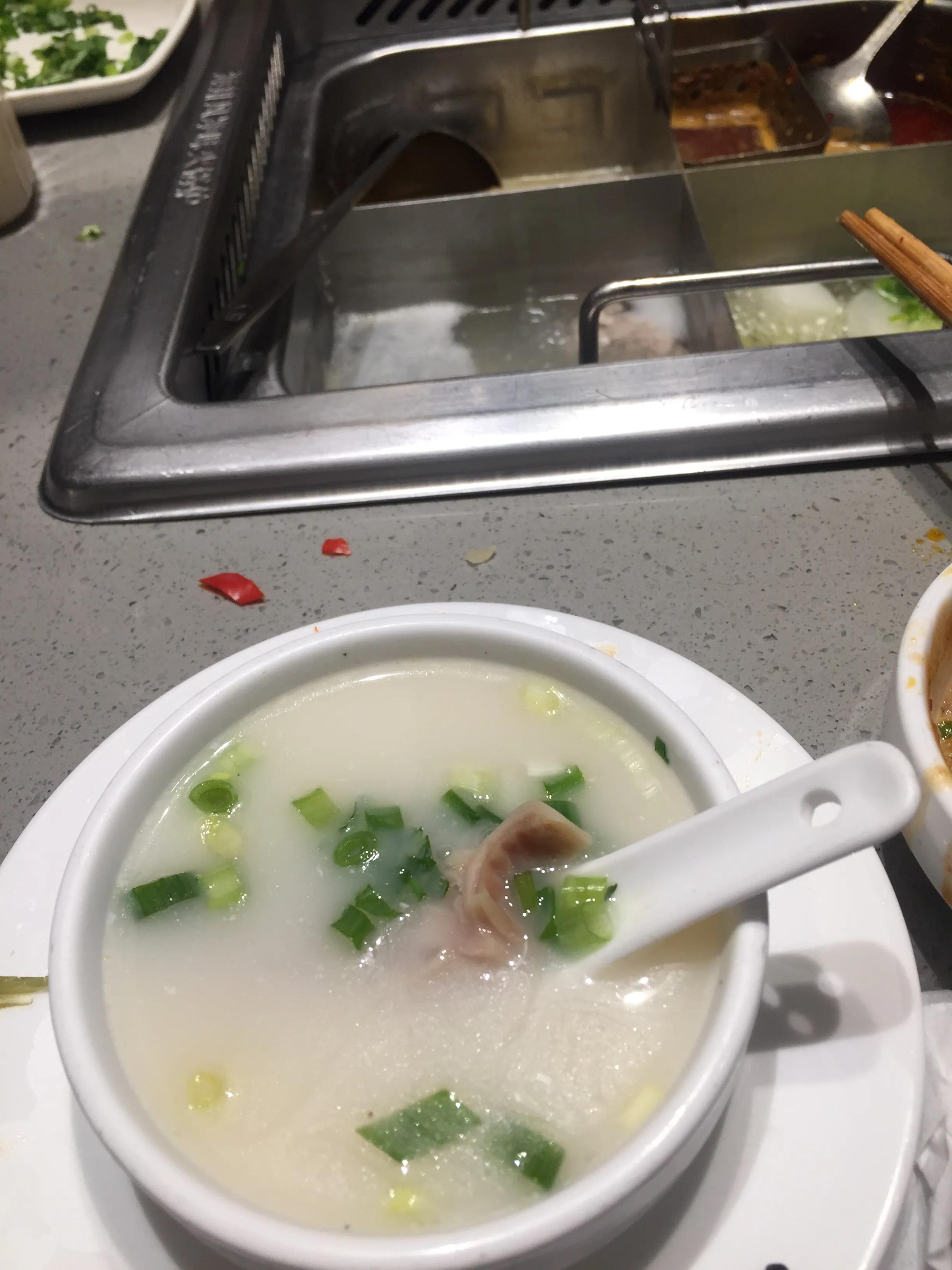 海底捞再上热搜,海底捞现在还值不值得去