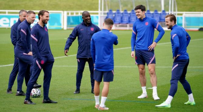 杨光中国,杨光聊欧洲杯