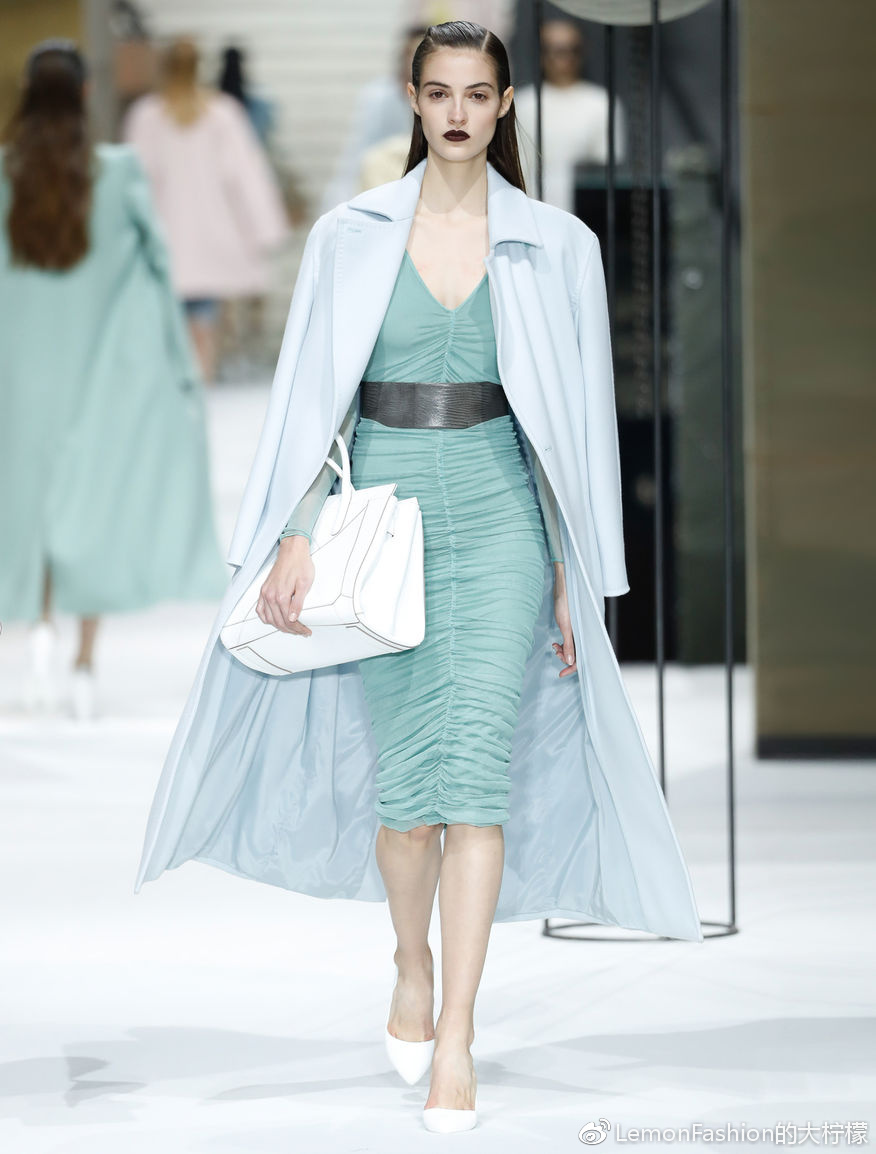 MaxMara—不止是一件大衣