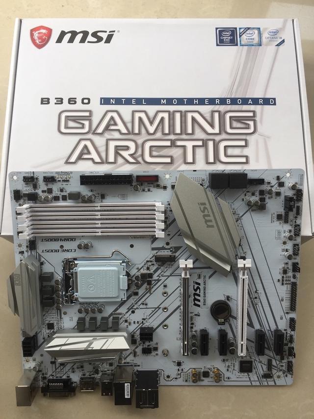 感受极地的温馨，8102年的纯白色装机推荐