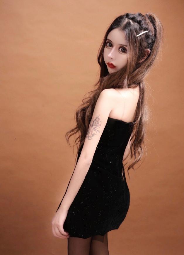 13岁女孩整成芭比,花170万整容成美少女