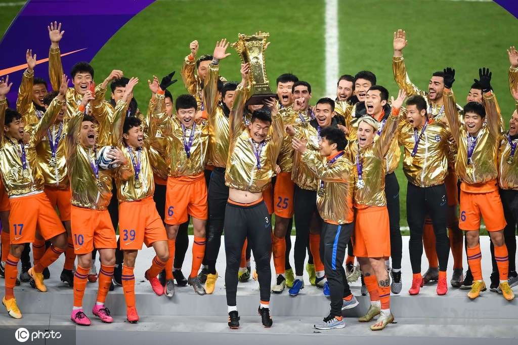 2020广州恒大亚冠出局,中超新王苏宁夺冠完整视频