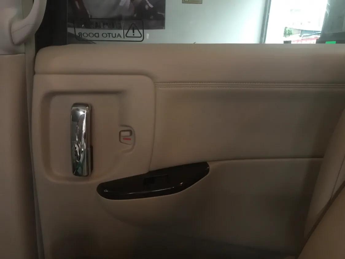 丰田埃尔法日产贵士,埃尔法3.5和贵士3.5的区别