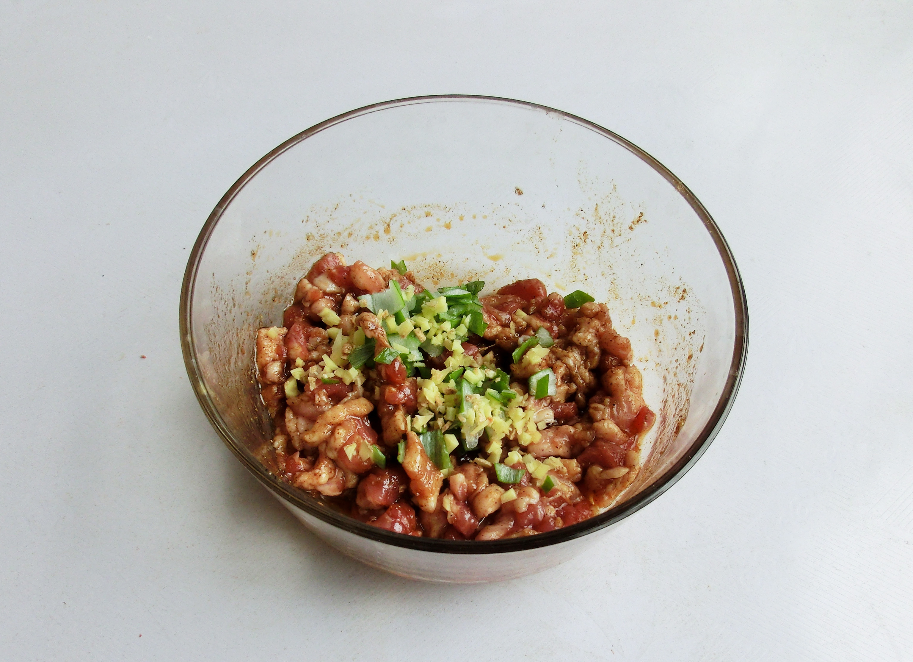 蒸包子要注意什么熟了才不脱皮,蒸包子的做法不要酵母粉