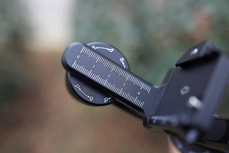 手持稳定器手机和运动相机一体,兼容手机和运动相机的稳定器