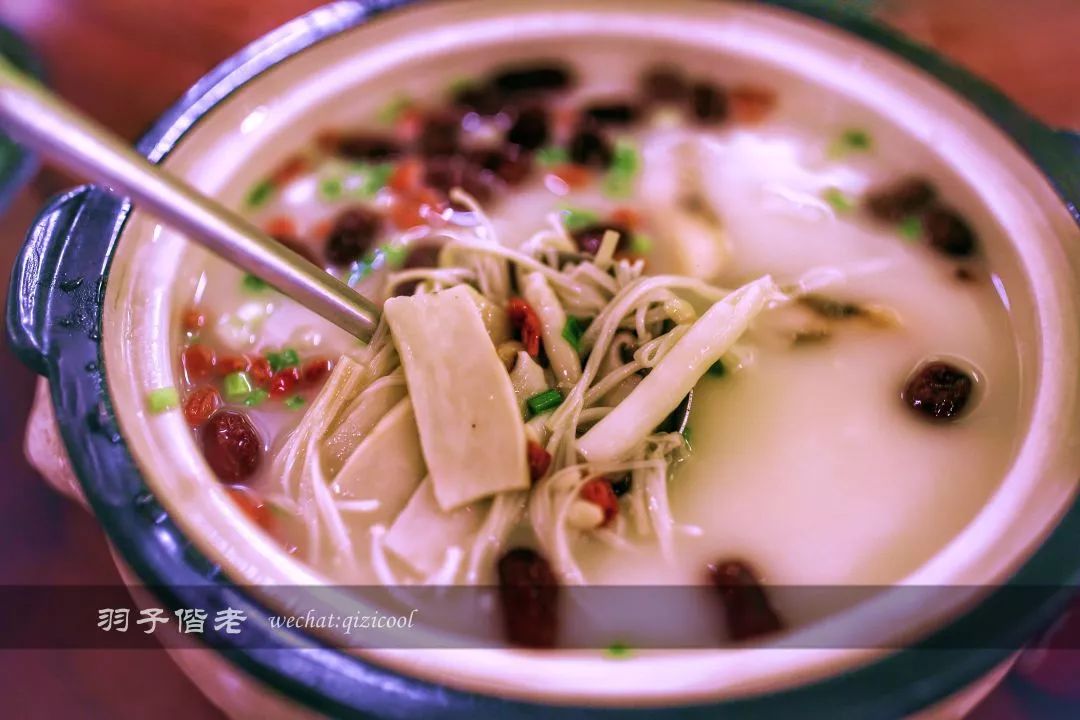 长白山滑雪最佳旅游时间,长白山天池漂流滑雪