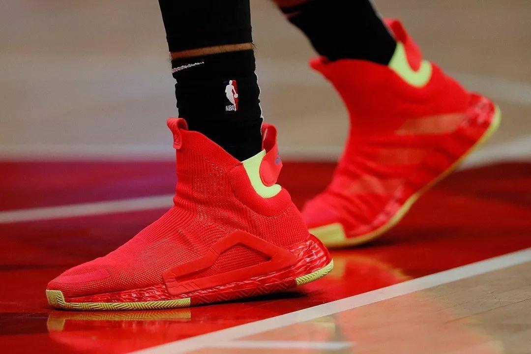 supremenba联名,supreme联名耐克球鞋有啥特别