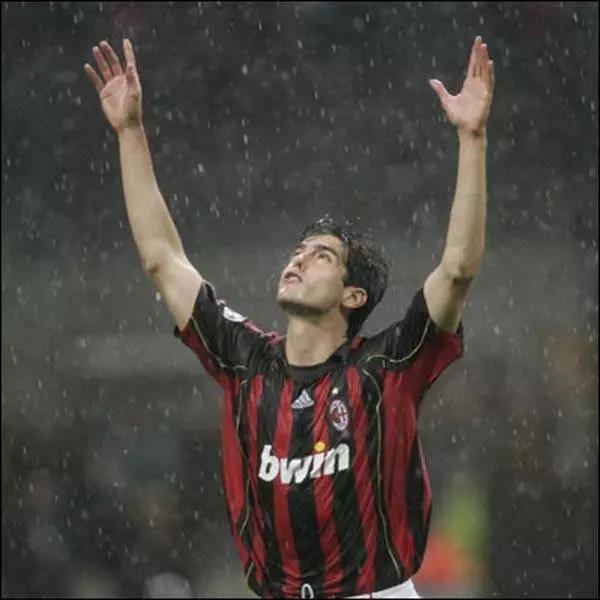 内马尔和卡卡透支巴西队50年颜值,卡卡巴西队颜值巅峰照片