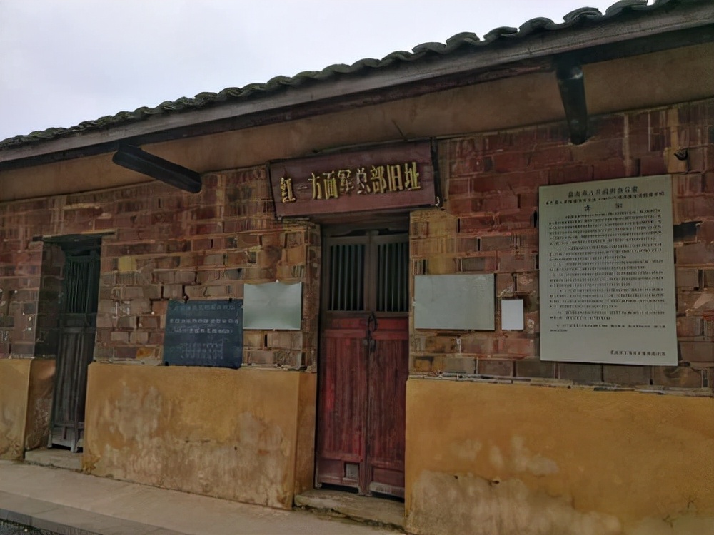 1930年，国民*党**中将被我军俘获，看到毛*东泽**大喊：润之，放我生路