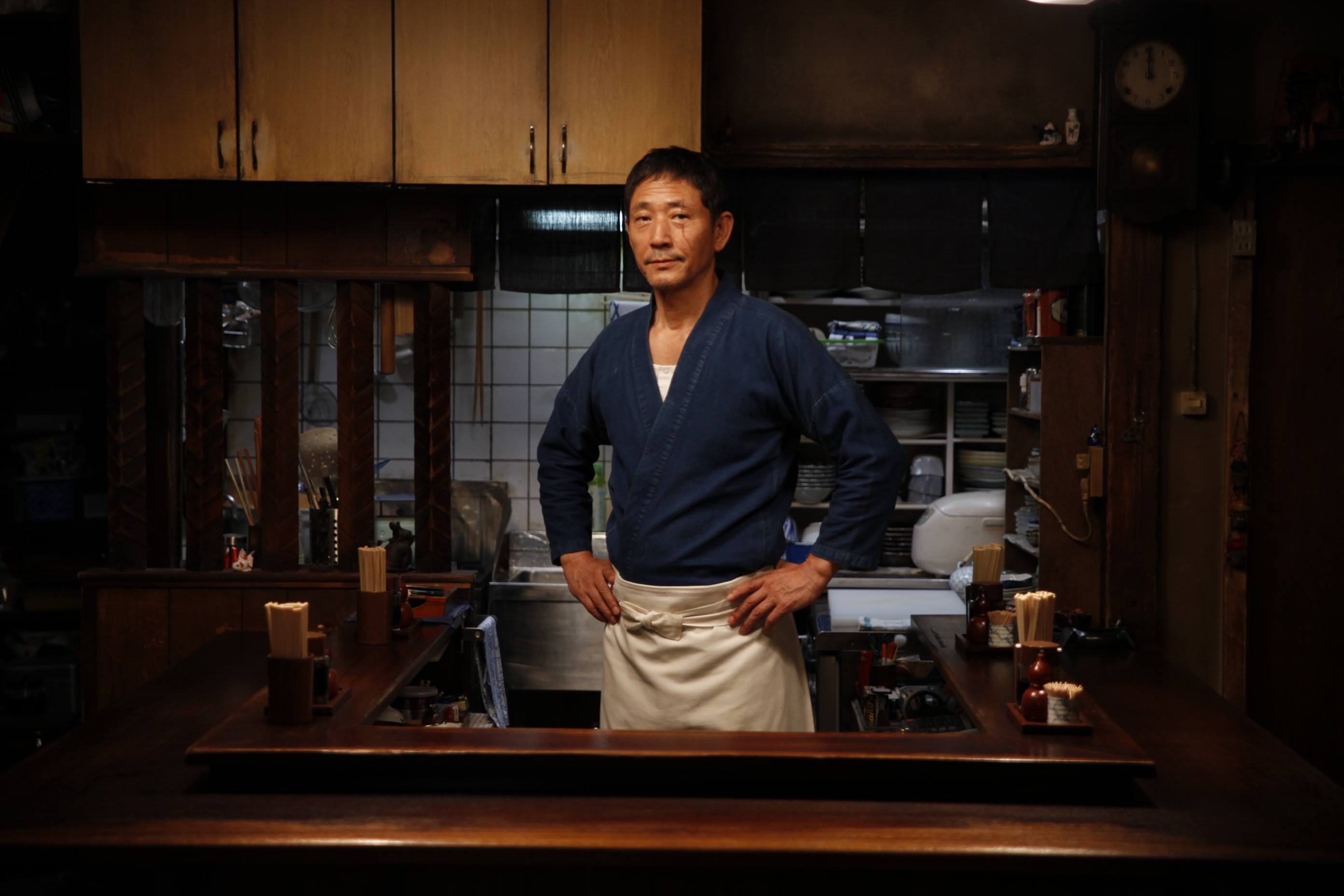 美的323l多门风冷无霜冰箱怎么样,美的323L冰箱