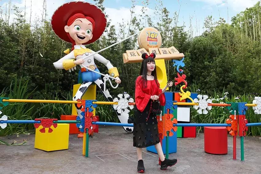 最新上海迪士尼乐园游玩攻略,上海迪士尼快来收获快乐