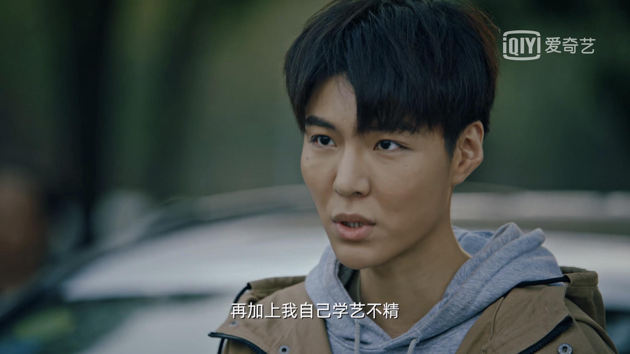 尺度确实生猛！网大《暗房》确实好看，但是，缺点也很明显