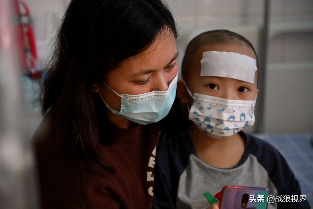 男童骨髓移植,男童捐骨髓救姐姐