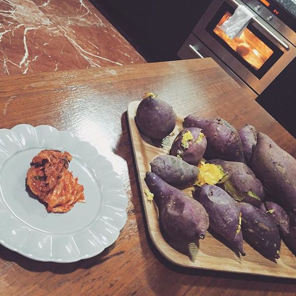 韩国网红模特小姐姐，却已是两个孩子的辣妈，对抗衰老自有妙招