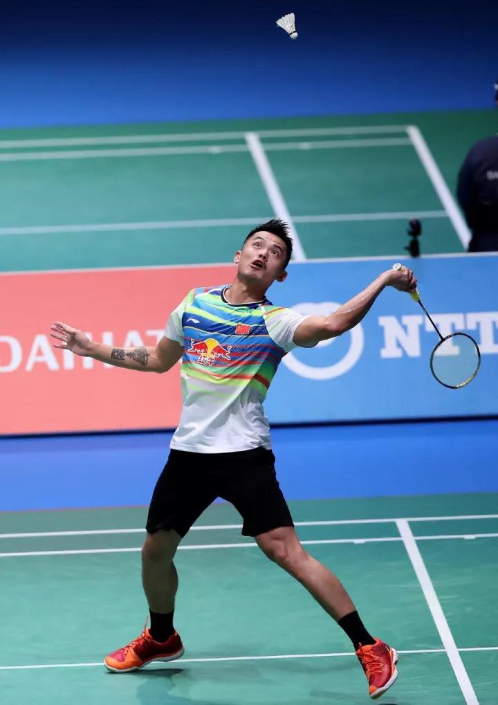 正手击高远球的关键点,高远球打的慢怎么办