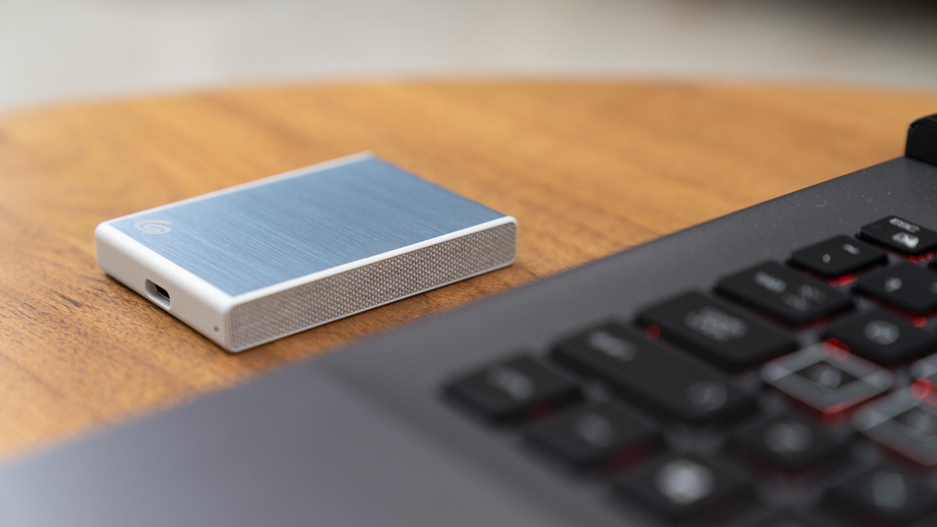 希捷铭系列固态移动硬盘测评,希捷移动硬盘2t铭系列好吗