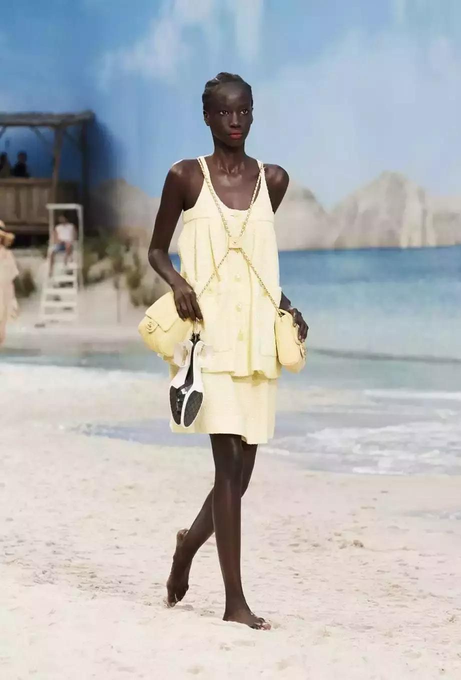 种草菇需要做什么,种草菇需要啥