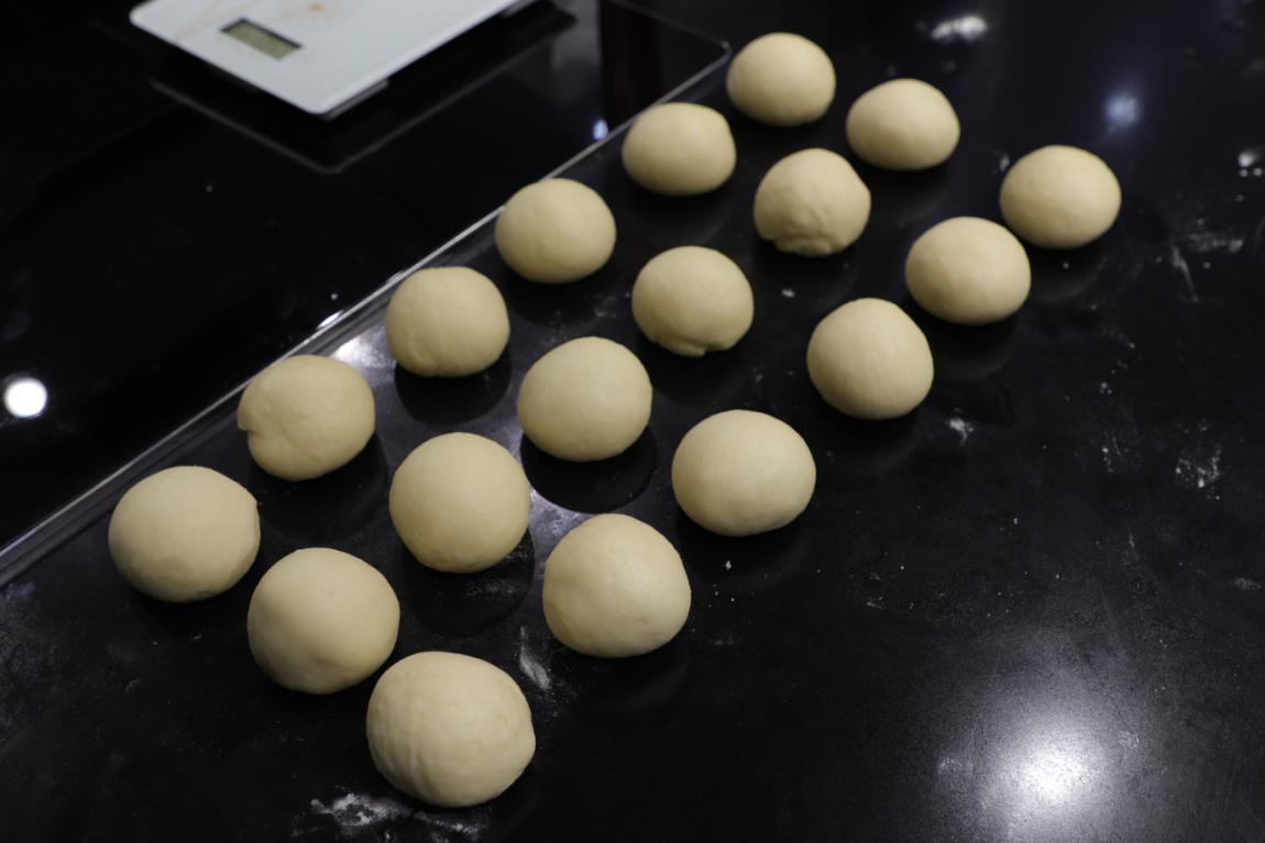 电烤箱烤不熟东西是什么原因,烤箱没有下层发热管怎么烤