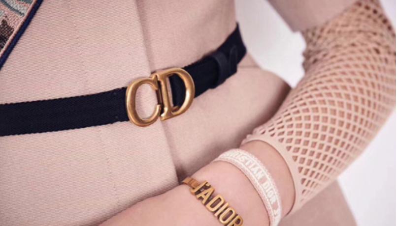 guccilv爱马仕哪个好,guccilv皮带