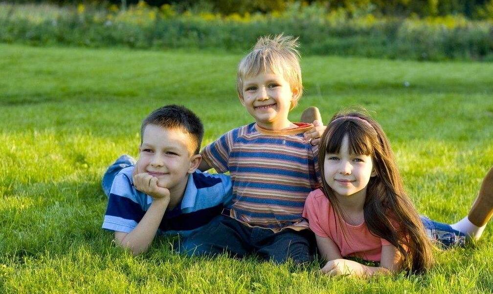 小眼睛真的美吗,小眼睛聚光有什么好处