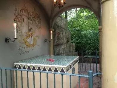 荷兰主题公园艾夫特琳在哪儿,艾夫特琳主题乐园精灵世界