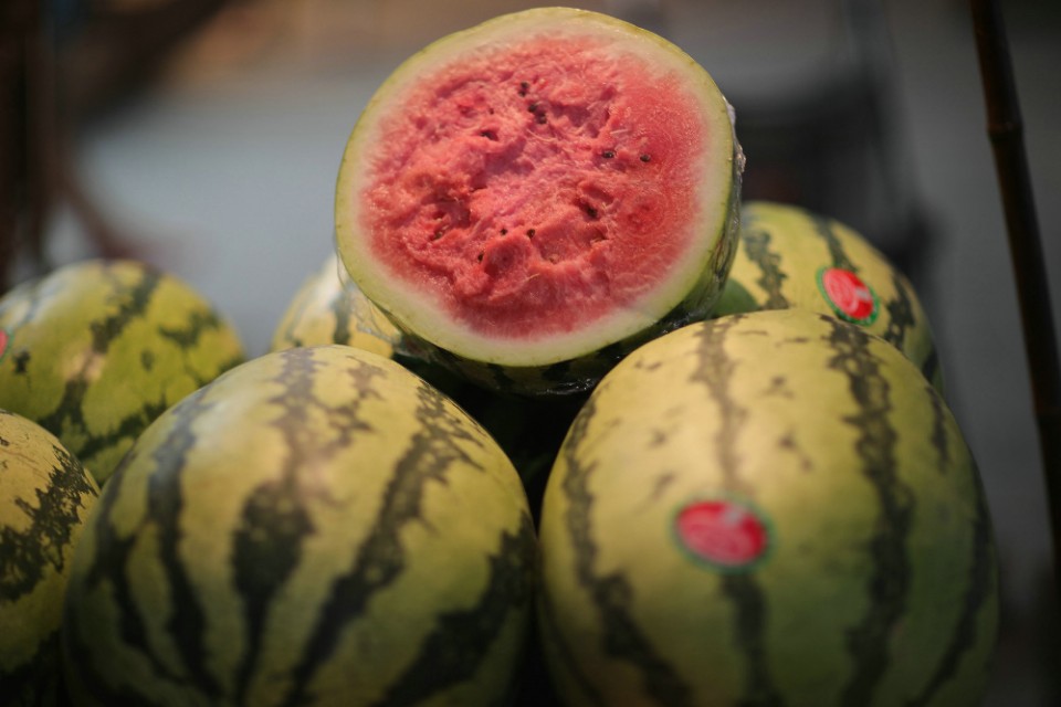 西瓜皮的功效与作用及禁忌有哪些,西瓜皮能用来干嘛