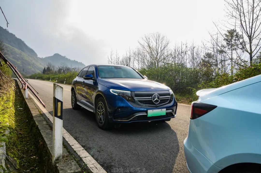 奔驰eqc400好还是350好,奔驰eqc400实际续航是多少