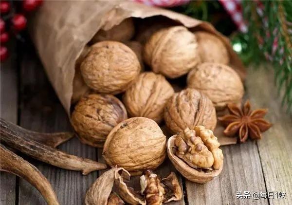 核桃皮太厚怎么剥掉,核桃皮难剥怎么办