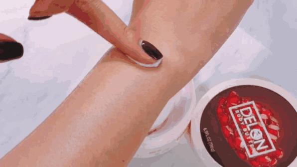 戚薇美妆好物,戚薇不愧是资深美妆博主