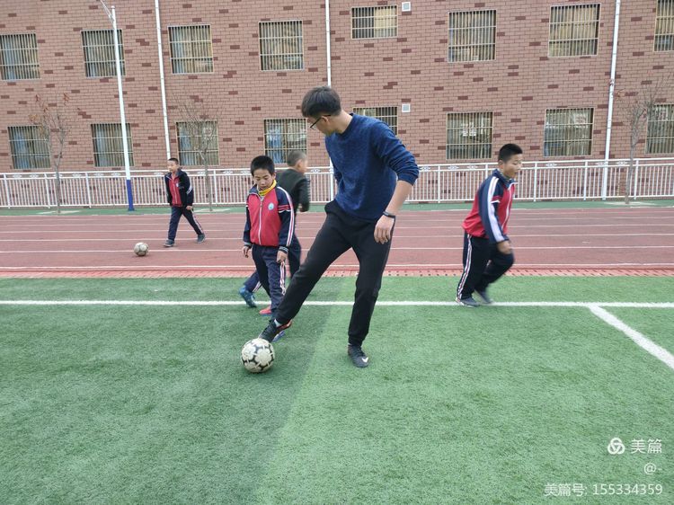 龙泉街道中心小学足球社团,城南中心小学足球社团