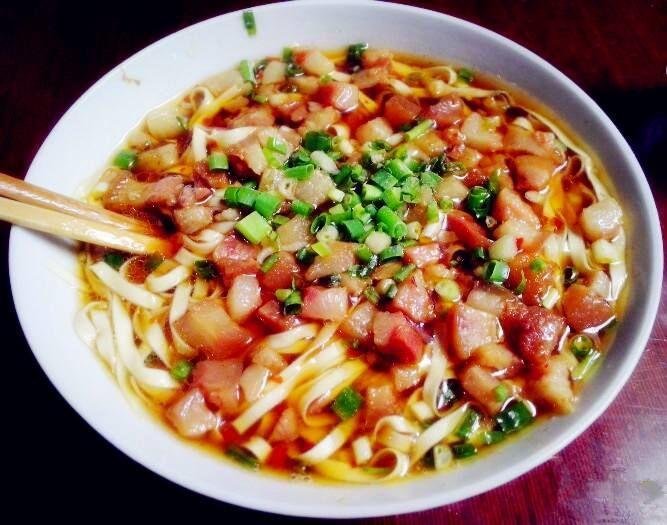 张家界旅游美食特色介绍词句,张家界旅游推荐的美食