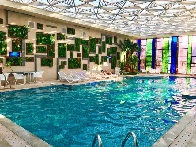 东莞西湖乐园恒温游泳馆,东莞水立方游玩