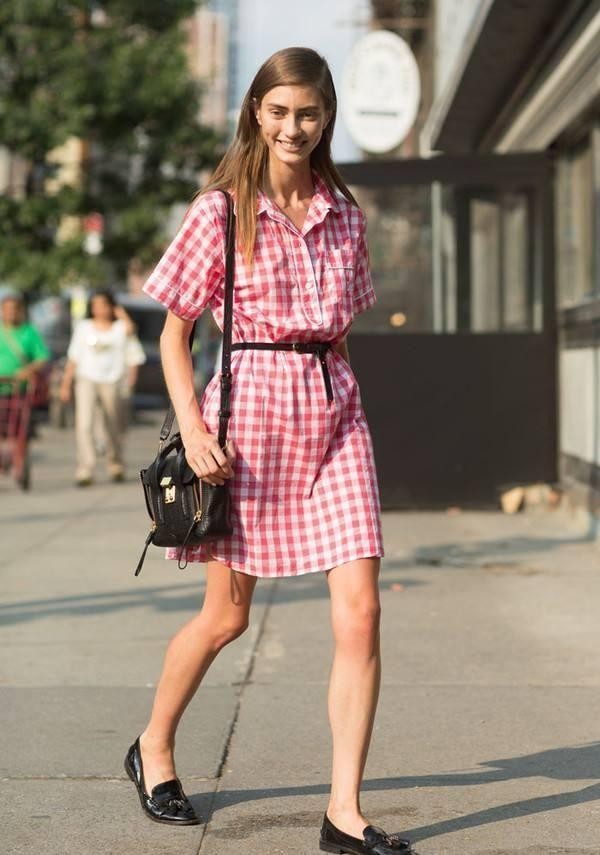 英伦风系带乐福鞋秋冬搭配,帆布鞋流行