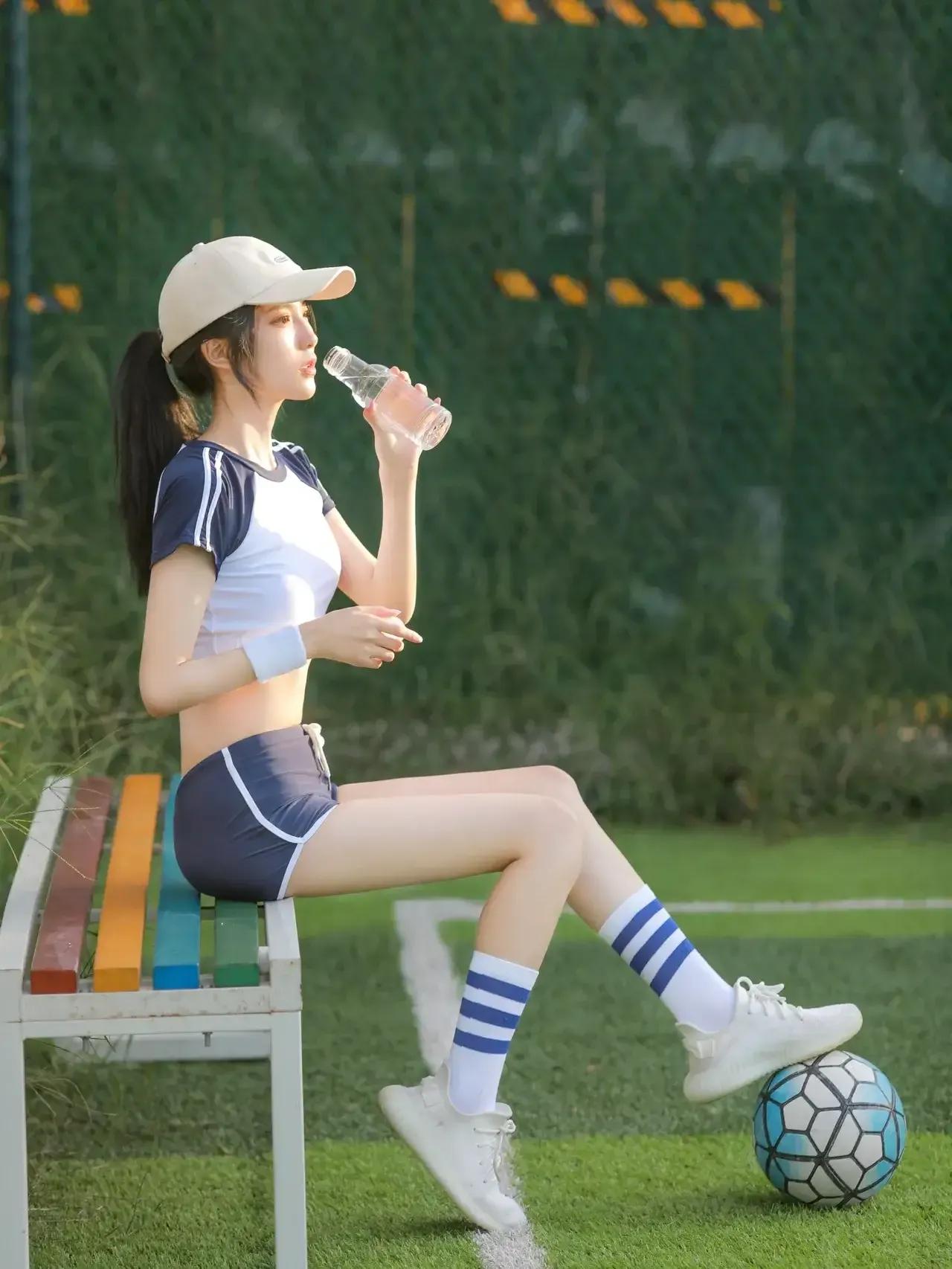 随风奔跑是自由的方向吗,随风奔跑自由是方向mv