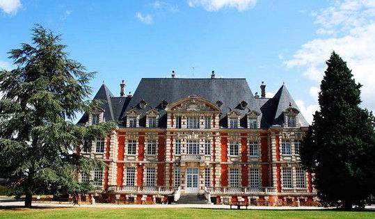 法国奢侈品专业就业怎么样,奢侈品专业薪水