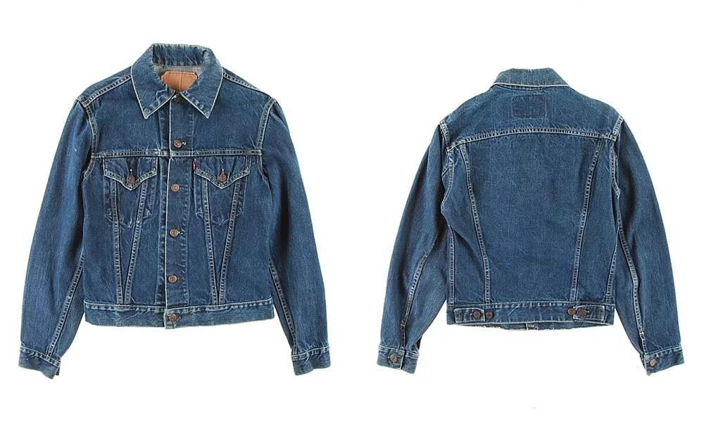 levis牛仔外套背面有标志,levis好看外套经典款