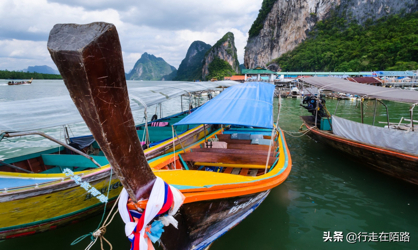 泰国唯一的回民村：房子踩高跷、足球水上踢，饭菜最难吃