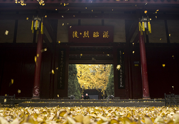锦里和锦里古街有什么区别,锦里古街在哪里呢