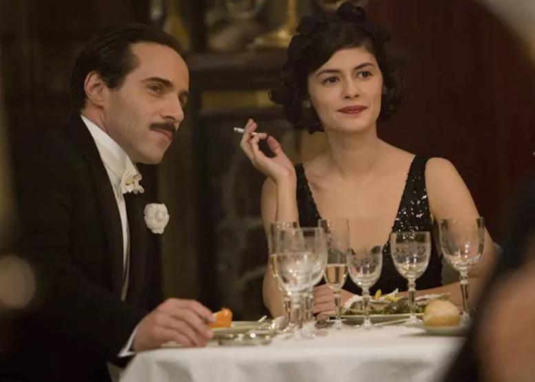 时尚界翘楚香奈儿离开修道院,时尚女王香奈儿的一生