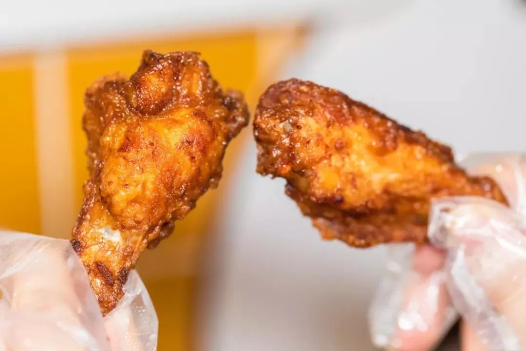 徐州第一高楼里排队不止哥老官！前5家店你可能都没吃过...