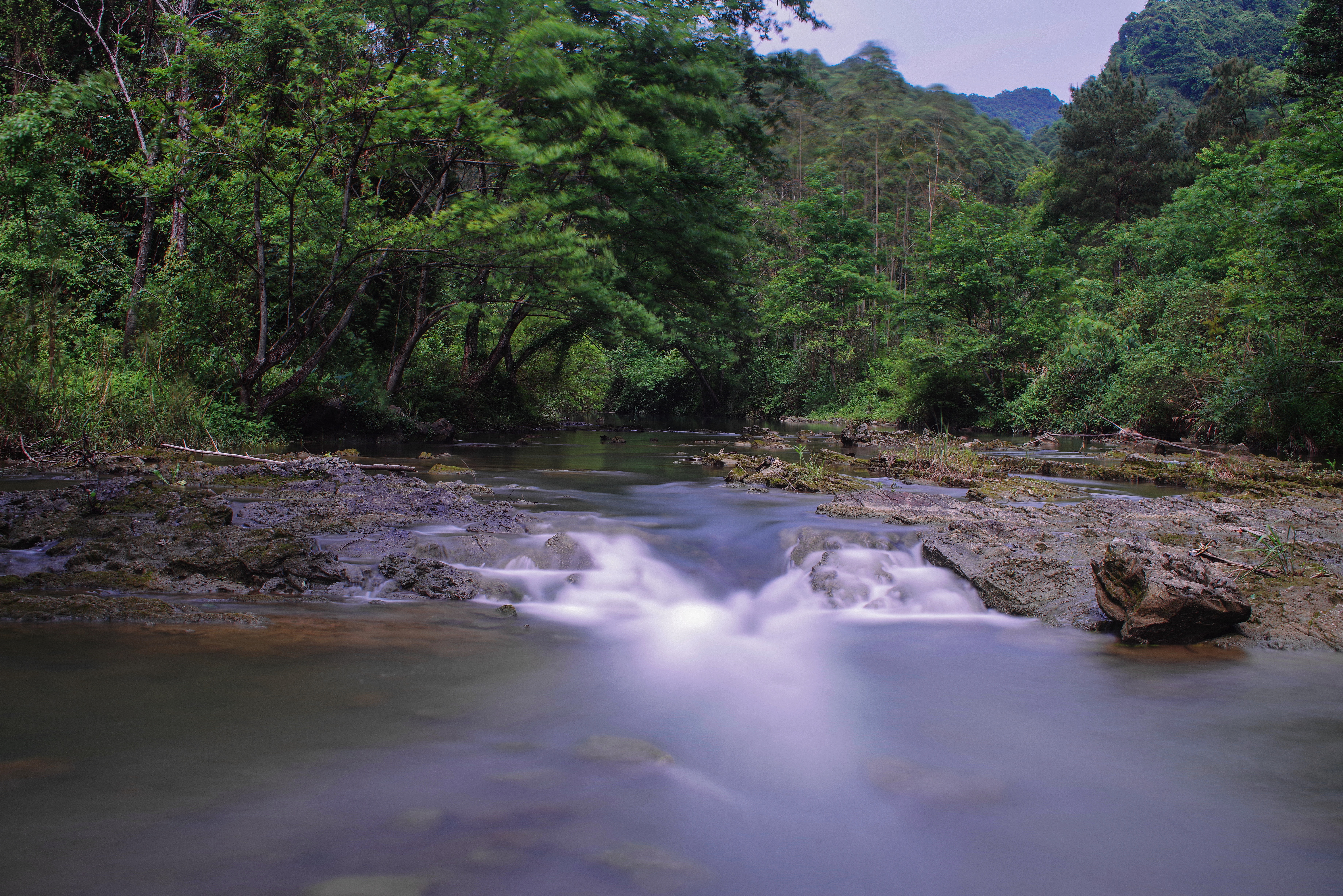 柳州鹿鸣山小七孔,柳州自驾小七孔旅游攻略